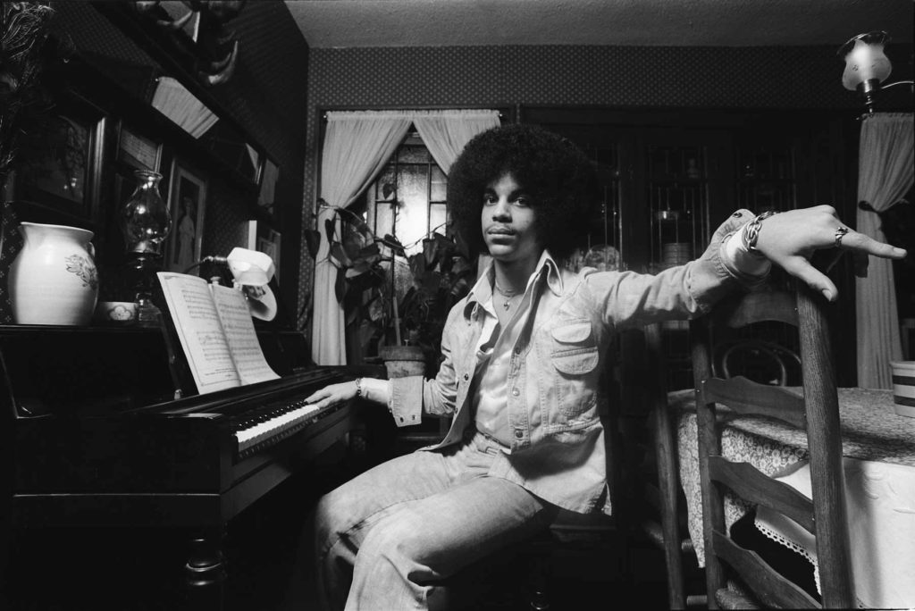 Prince at Owen Husney's House / Photo by Robert Whitman